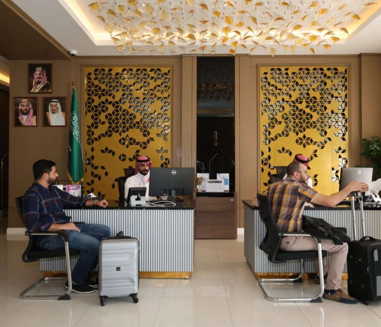 How to booking room online